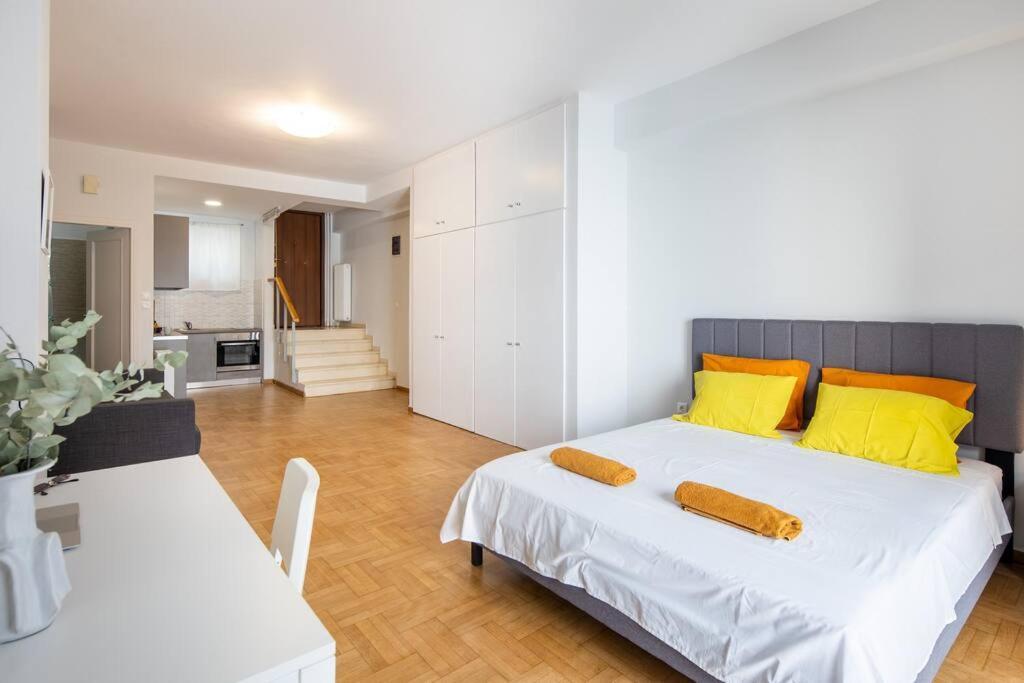 Newly Renovated, Quiet & Central Apartment In Kolonaki Atenas Exterior foto